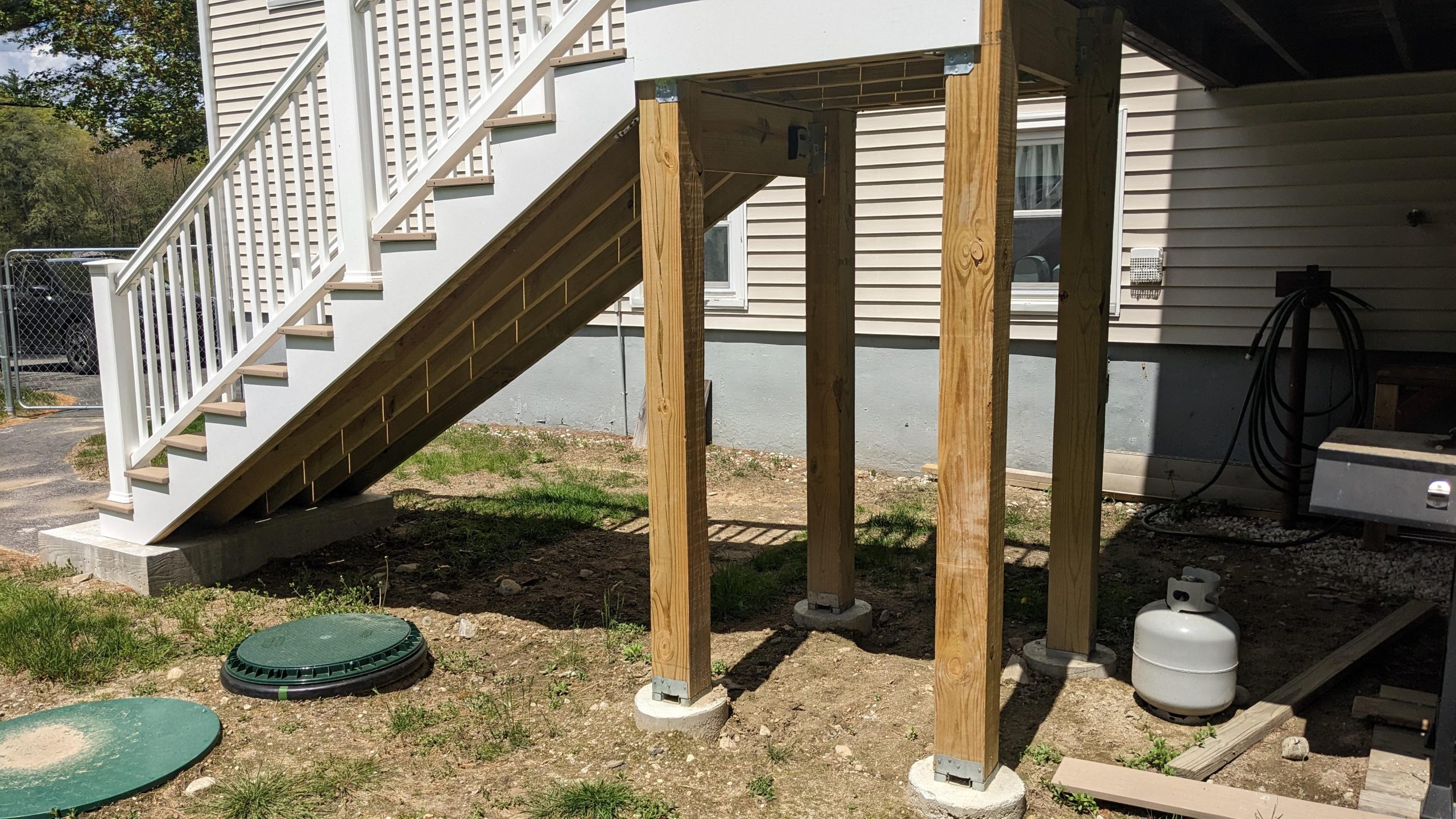 Deck stairs